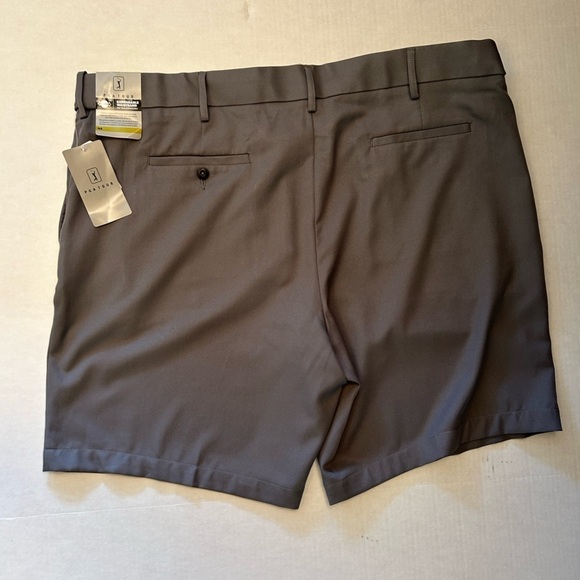 PGA Tour expandable waist band mens UPF50+ grey shorts w/pockets NWT Sz-44. T3 - Picture 4 of 8